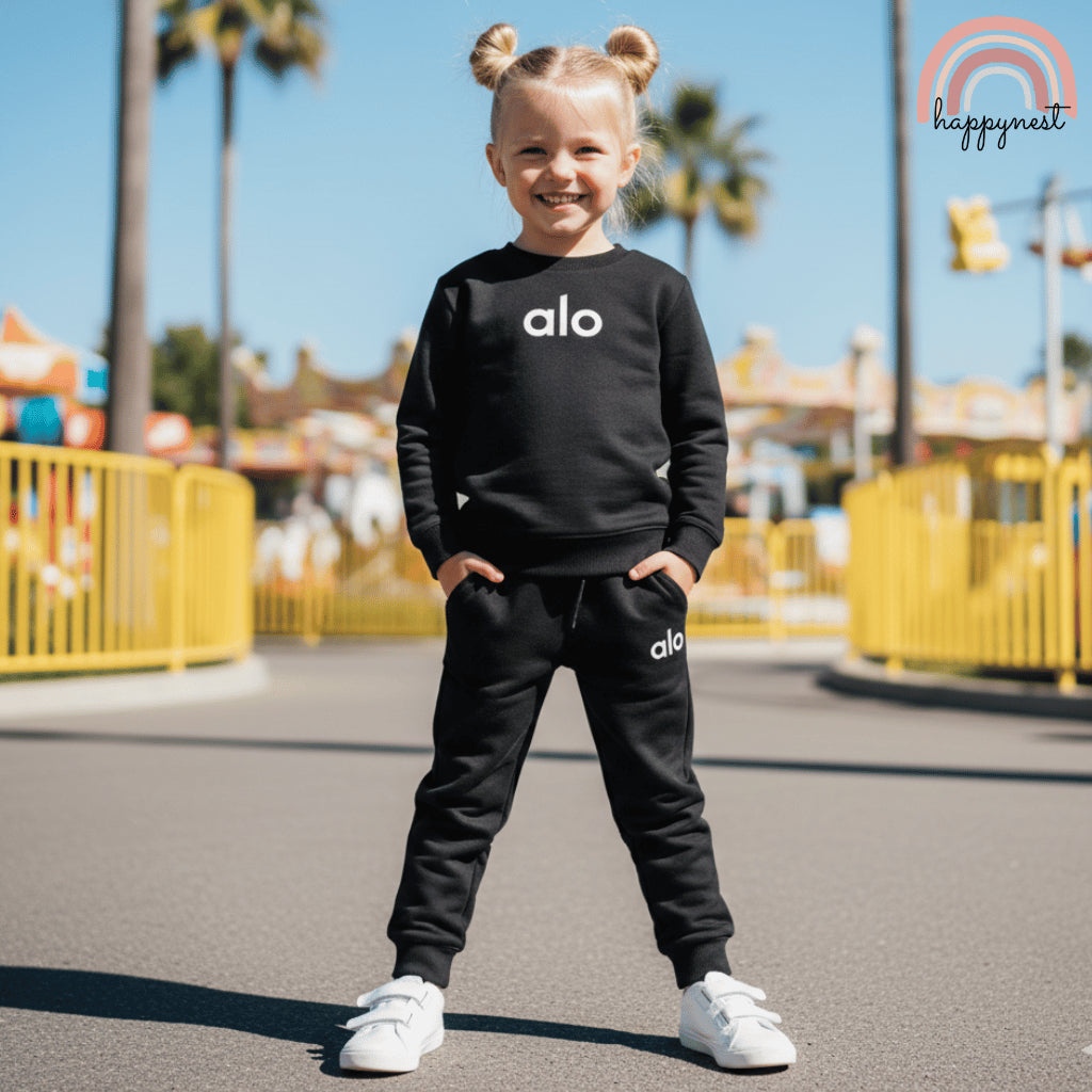 Alo Kids Terno Set Sweatshirt & Jogger Pants Unisex Black 2-8 Years SS644